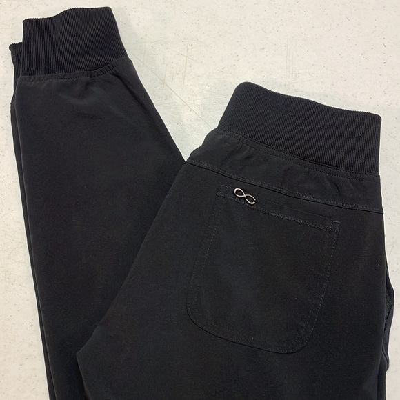 Infinity Pants - Picture 2 of 9